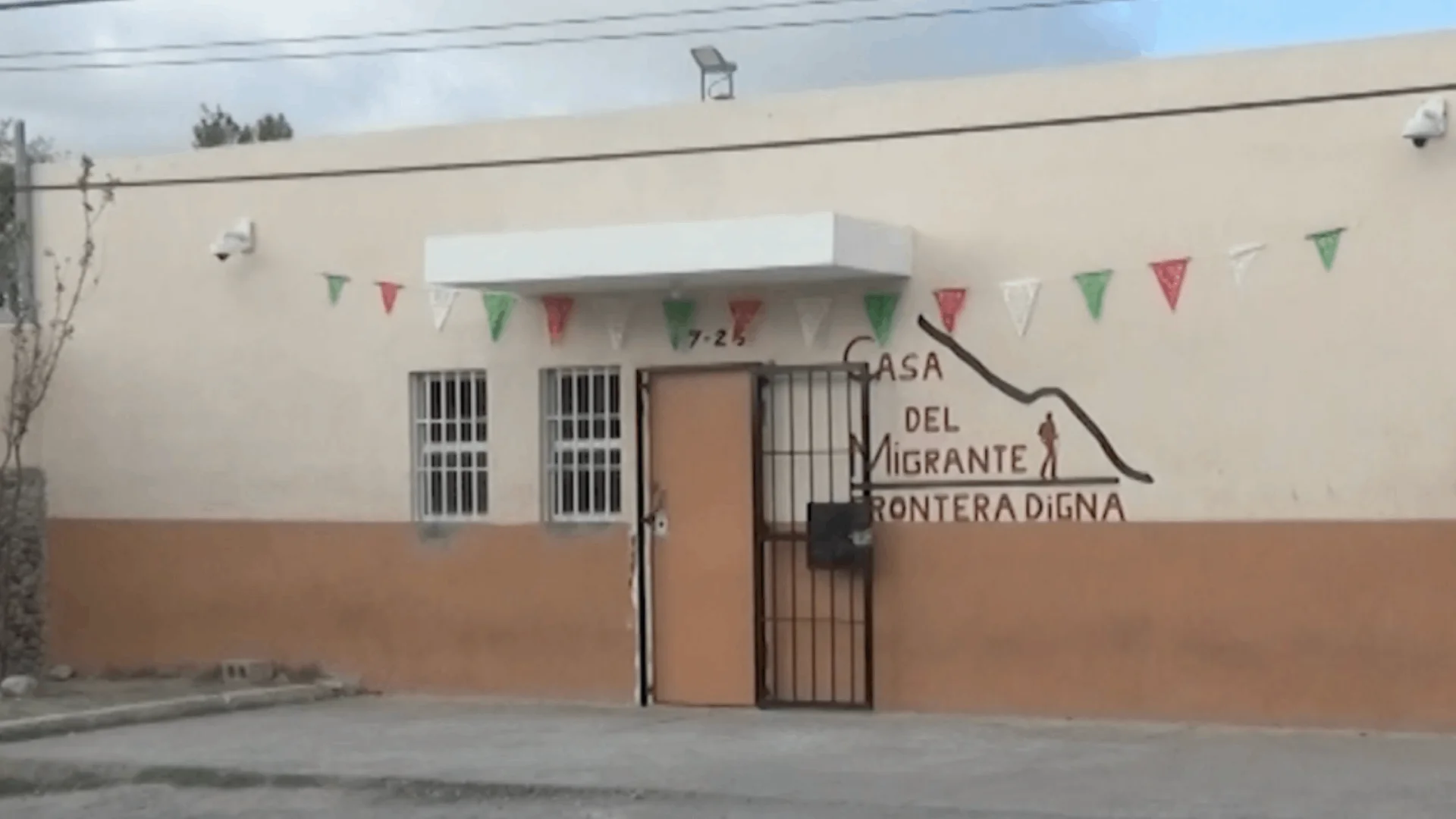 Fueron deportados tras permanecer hasta 20 años en EU.