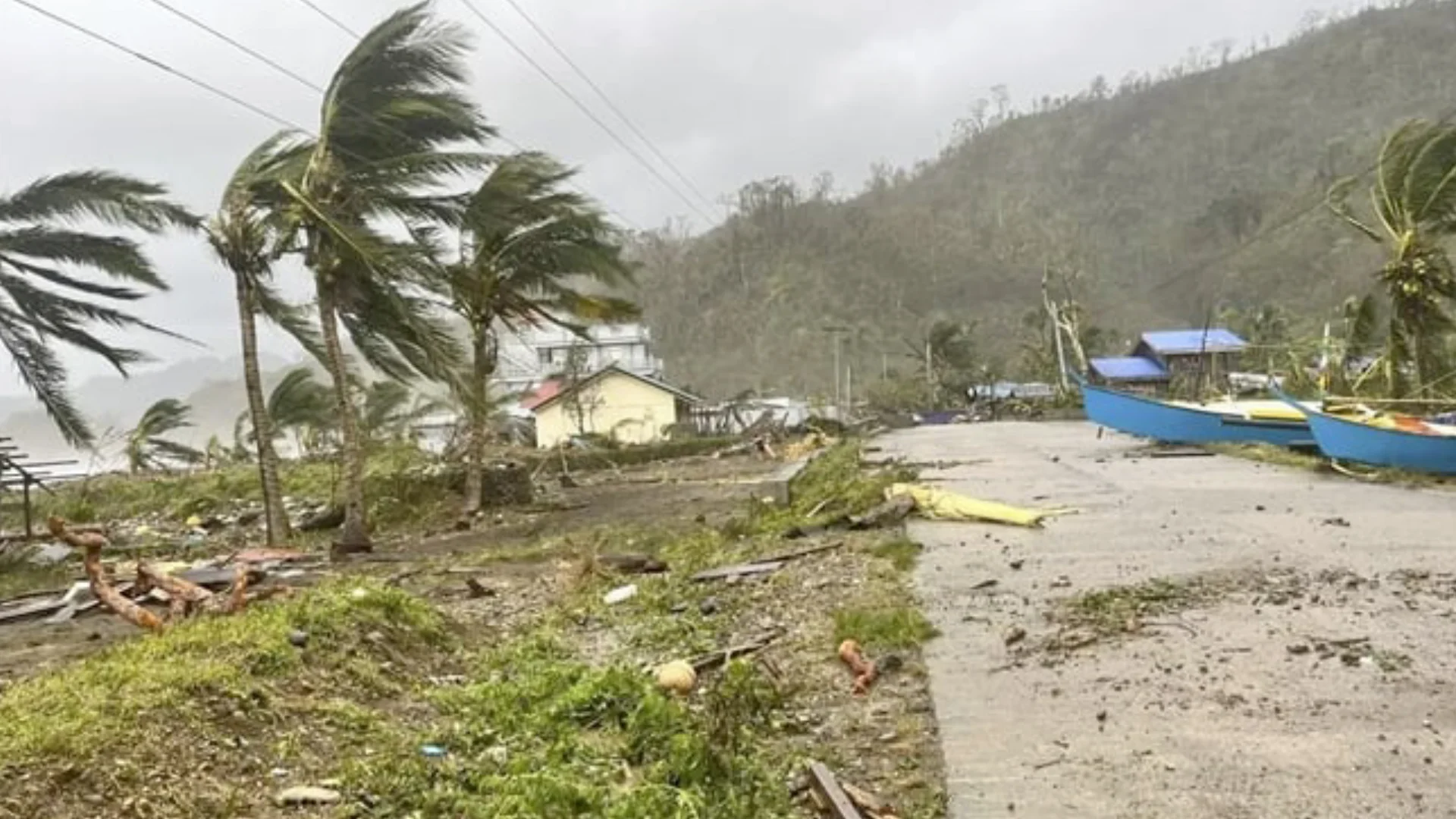 Alerta en Taiwán ante la llegada de tifón Fung-wong