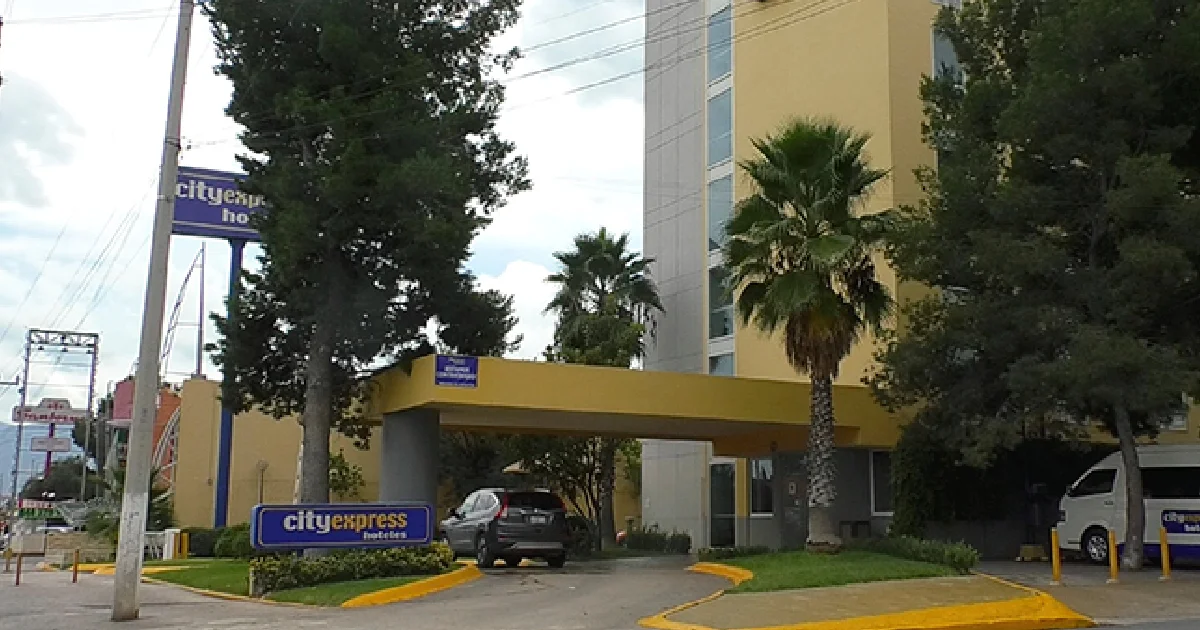 Supera la cantidad estimada de turistas la disponibilidad de habitaciones en la ciudad.