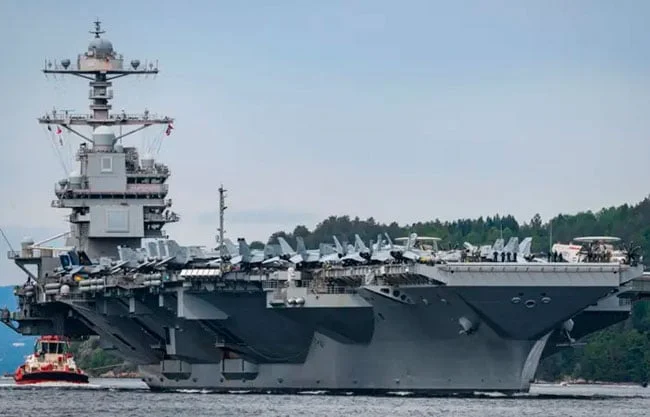 Este despliegue se produce a la par que la Administración de Trump refuerza su presencia militar en el área del Comando Sur de Estados Unidos