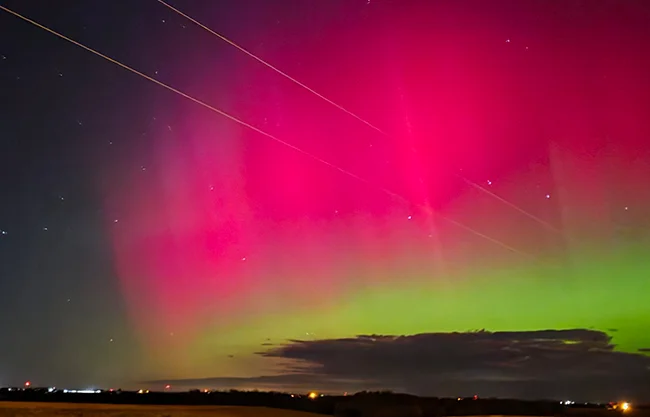 Auroras boreales deslumbran el hemisferio norte por tormenta geomagnética G4