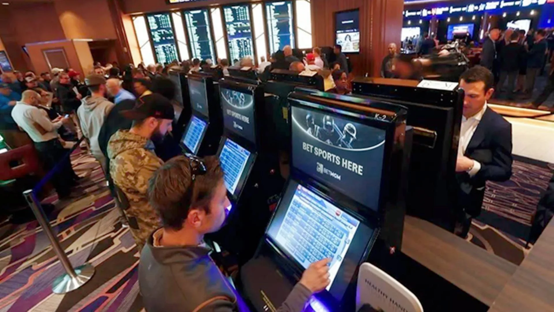 Se identificaron conductas presuntamente consistentes con tipologías internacionales de lavado de dinero, en establecimientos.