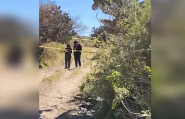 Los cuerpos de las víctimas presentaban indicios de tortura y lesiones producidas por armas de fuego.