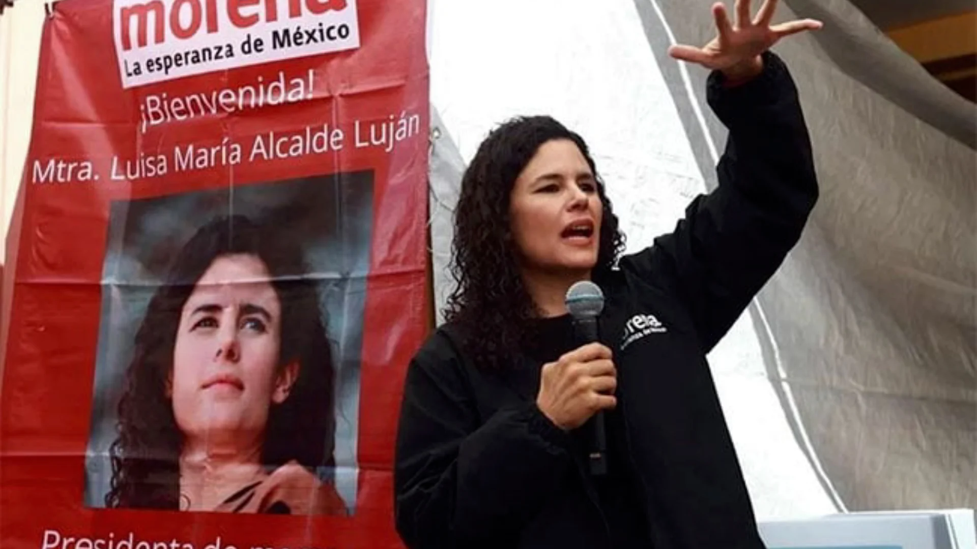 La dirigente nacional de Morena aseguró que hubo manipulación a través de medios de comunicación y redes sociales.