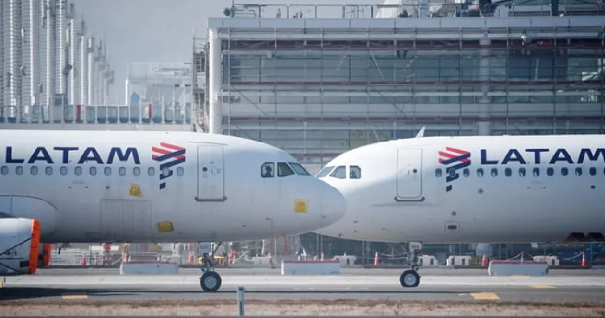LATAM anuncia nuevas cancelaciones por la huelga de pilotos para la próxima semana