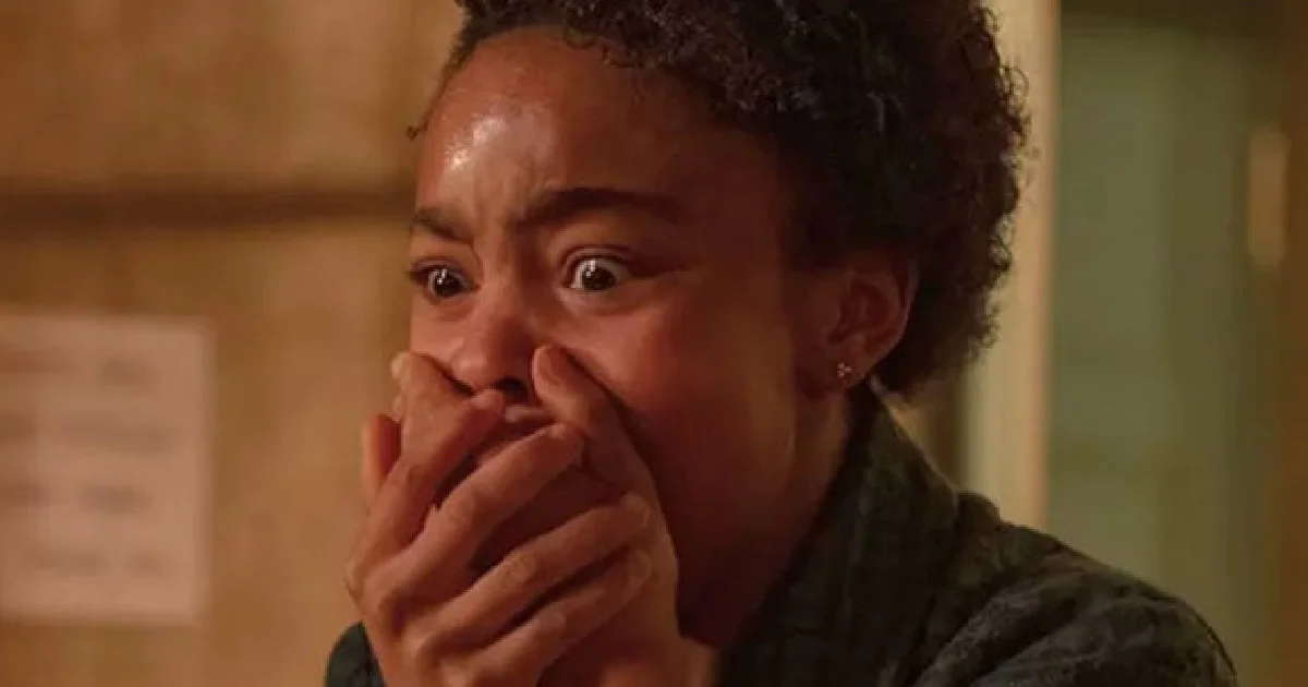 El capítulo 4 profundiza en el origen del mal en Derry, mientras Lily, Ronnie y sus amigos intentan demostrar la existencia de Pennywise.