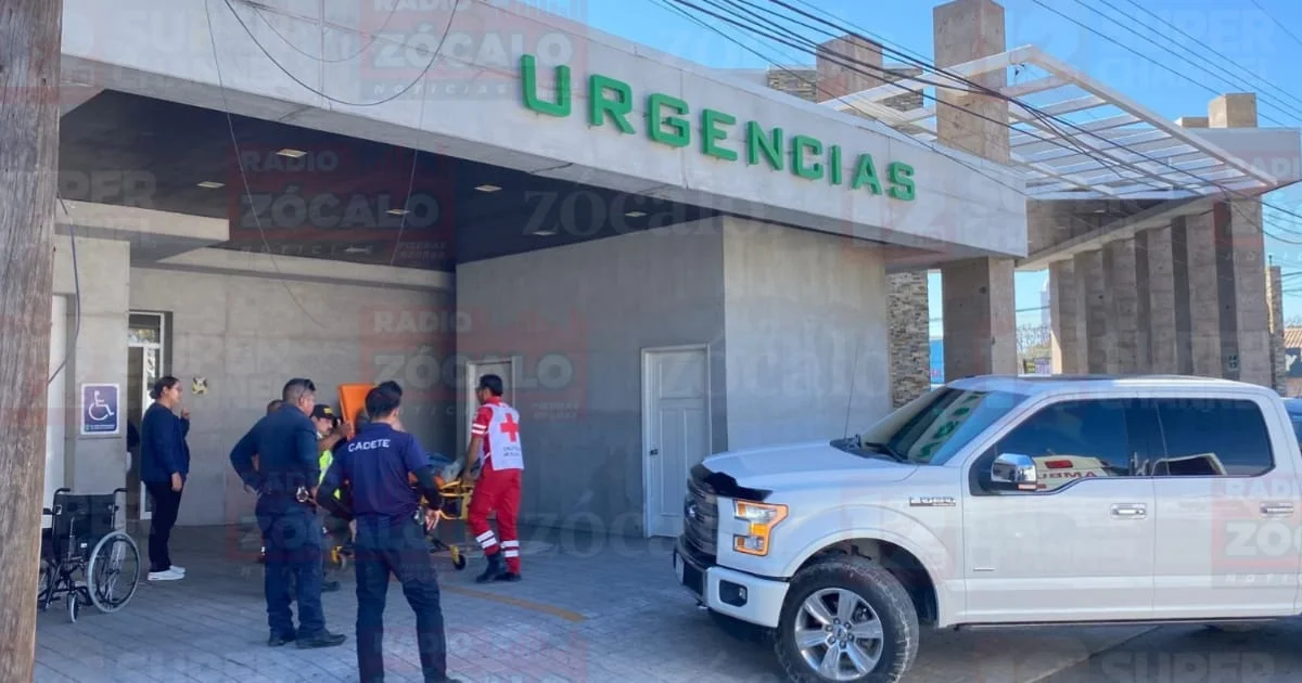 Los menores tienen 7, 12 y 18 años, y tras el accidente fueron atendidos y trasladados por paramédicos de la Cruz Roja un hospital particular para su valoración.