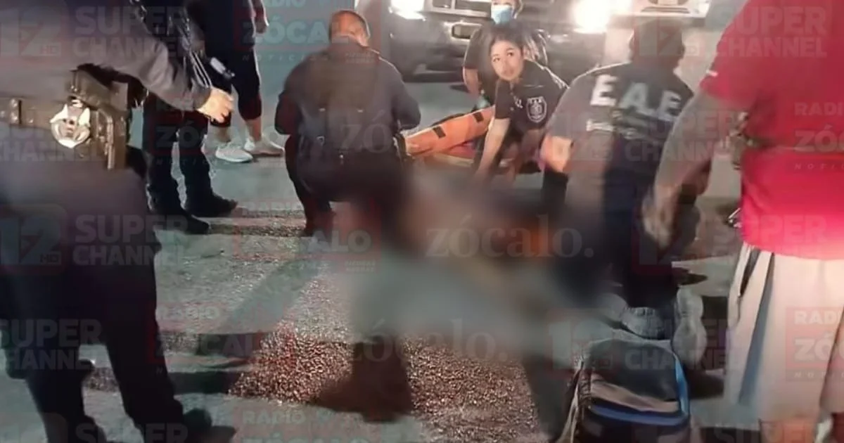 Una pelea entre pepenadores en el estacionamiento de un centro comercial dejó a un hombre herido luego de ser atacado con un bate.