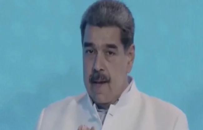 "Quieren que el presidente Trump cometa el error más grave de toda su vida y se meta militarmente contra Venezuela"