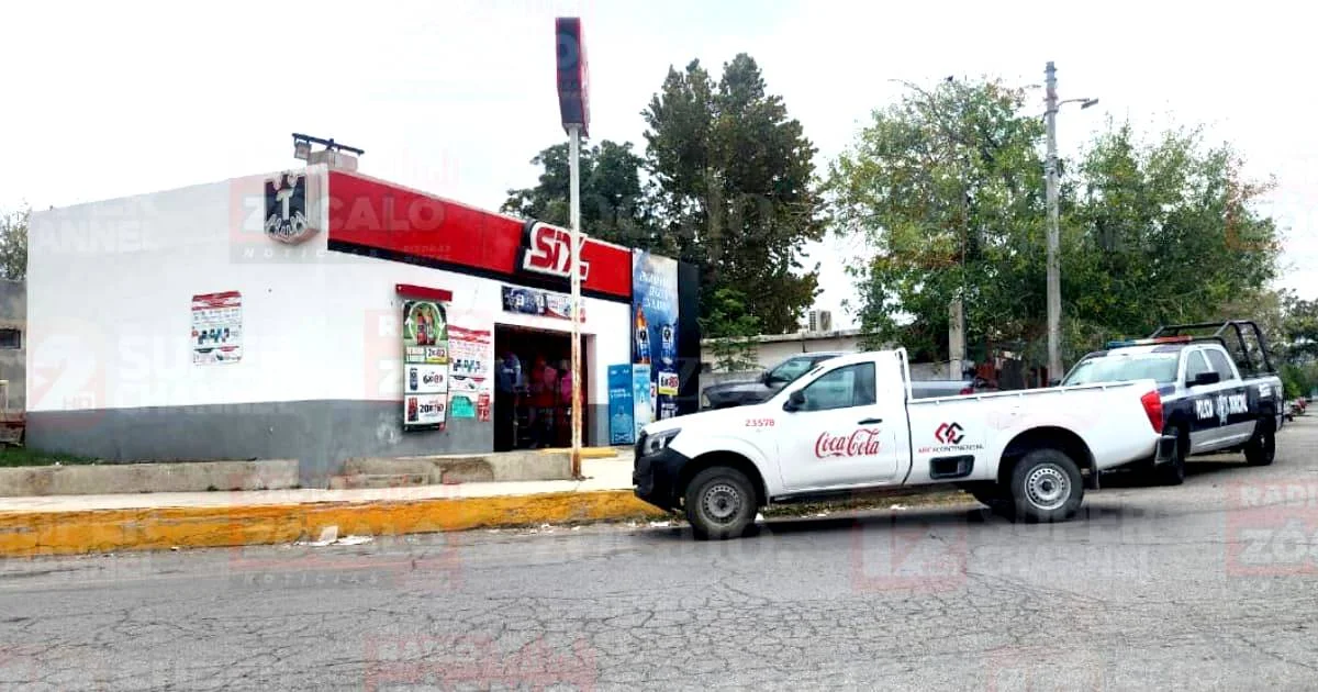 Delincuente roba 200 mil pesos tras agredir a empleada, autoridades buscan al responsable.