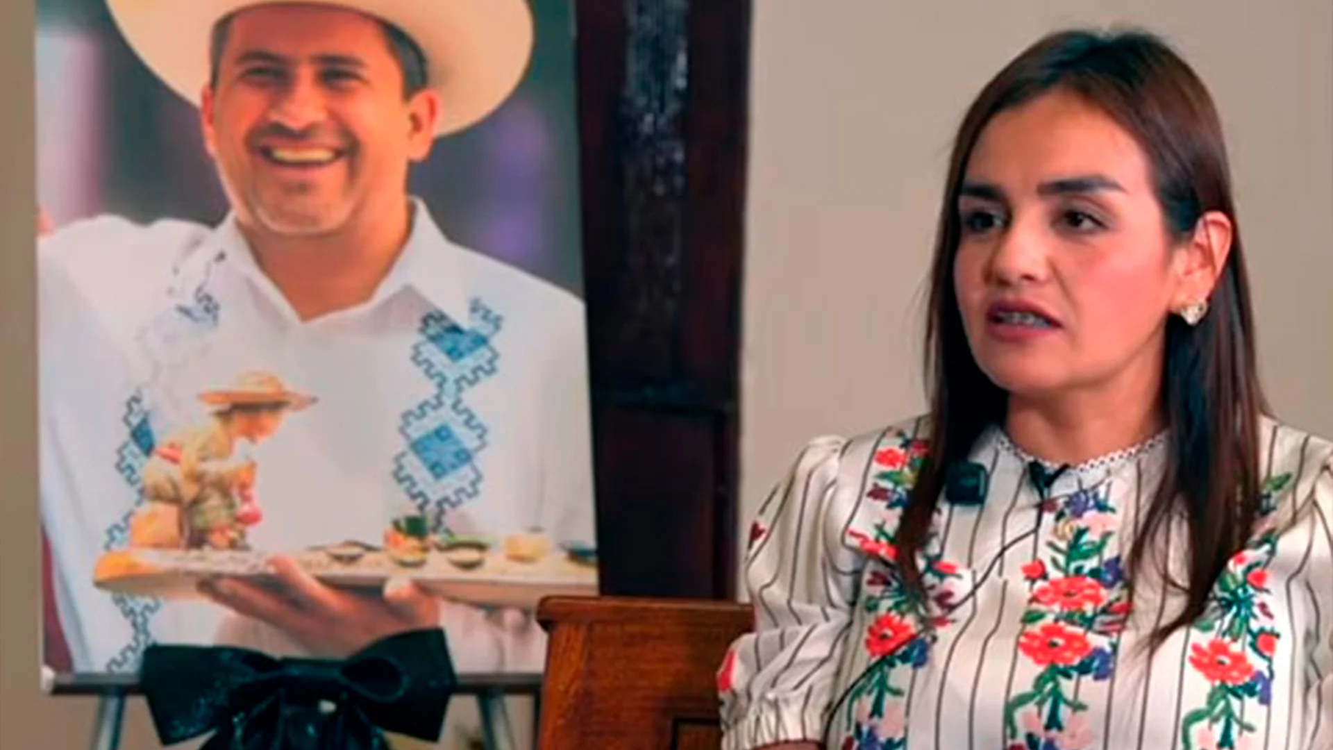 En entrevista con Adela Micha, Quiróz detalla que Manzo había señalado a morenistas antes de ser asesinado: “Lo volvían incómodo”.