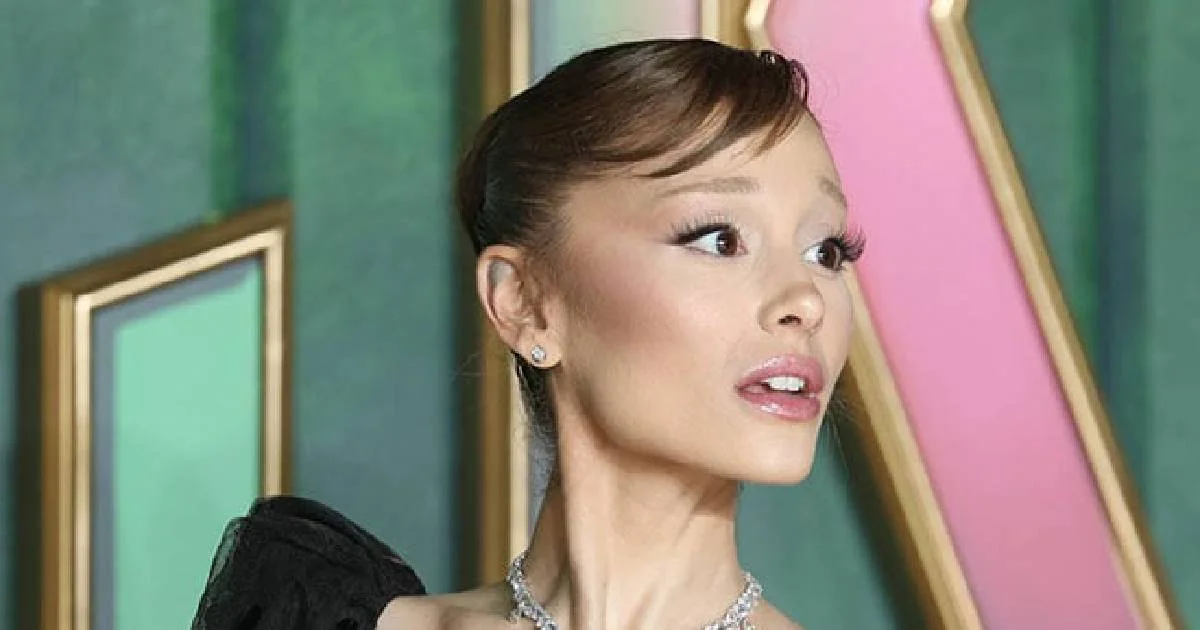 Ariana Grande da positivo a Covid-19 en plena gira promocional de Wicked: For Good