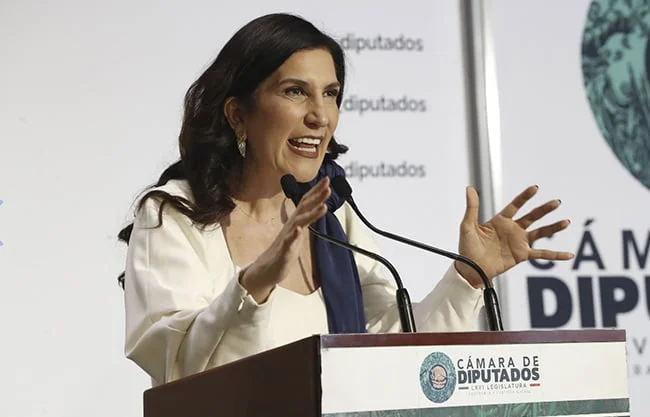 La presidenta de la Mesa Directiva rechazó el tono del mensaje que Claudia Sheinbaum dio este 20 de noviembre