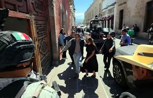 La Presidenta Claudia Sheinbaum admitió sentir remordimiento por no haberse reunido con Carlos Manzo, de acuerdo con la Edil Grecia Quiroz.