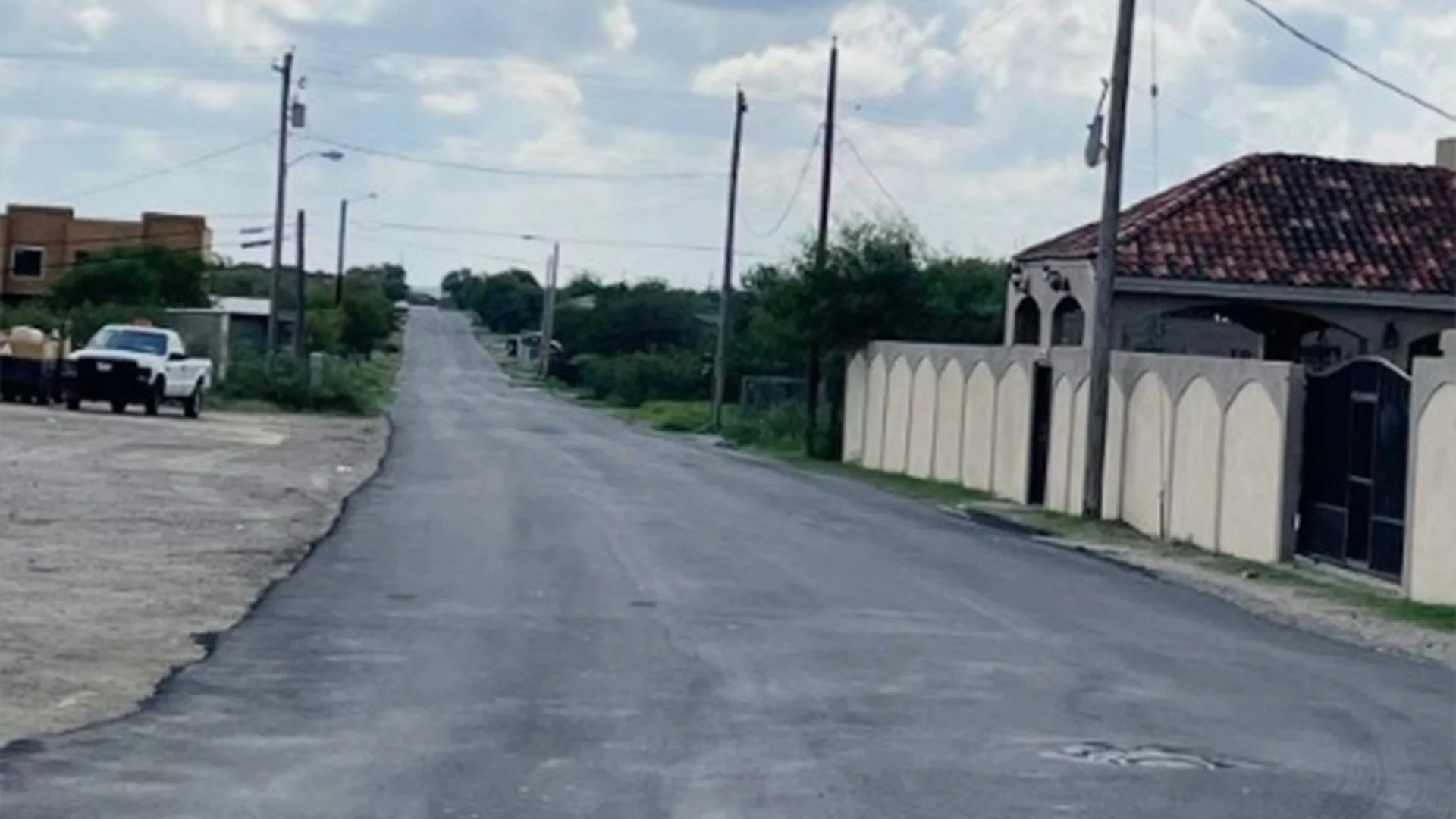 Invierten 2.5 mdd en pavimentación en Precinto 1 del Condado de Maverick