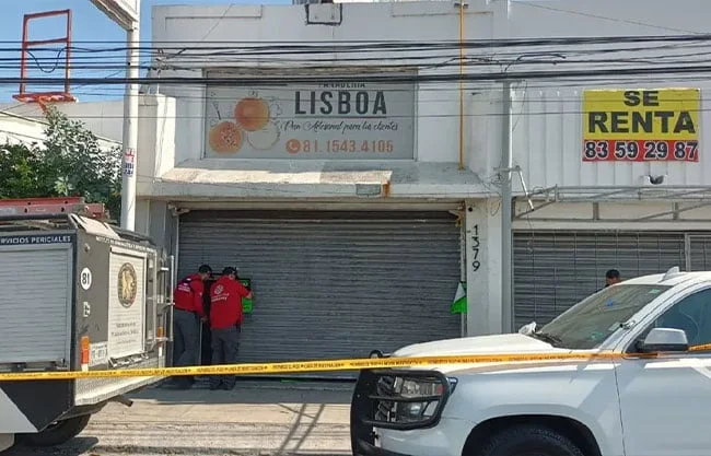 Los olores fétidos que salían del local alarmaron a vecinos; autoridades realizaron una inspección y colocaron sellos de suspensión.