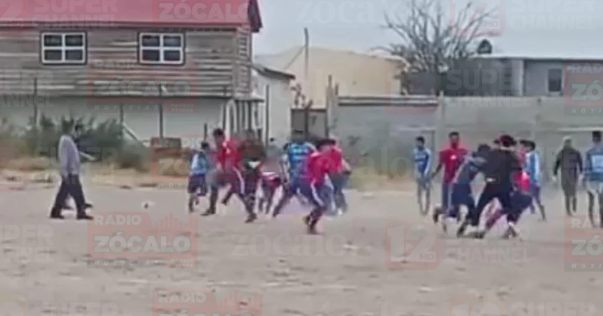 El enfrentamiento comenzó tras una discusión entre jugadores, pero rápidamente se descontroló, involucrando a más participantes