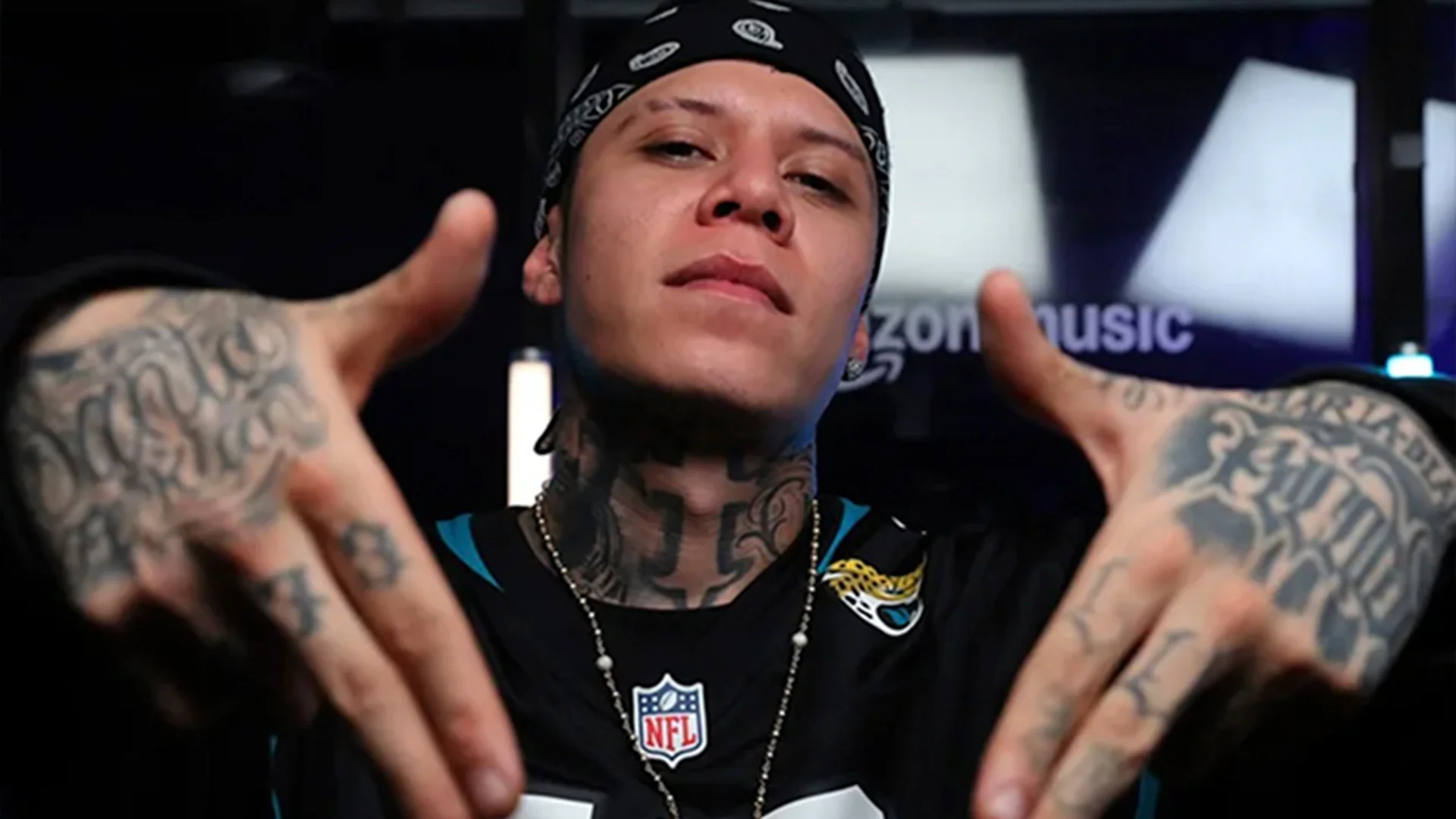 Se libera Santa Fe Klan de las drogas y alcohol con magia de su Baile Cholo; graba un disco limpio