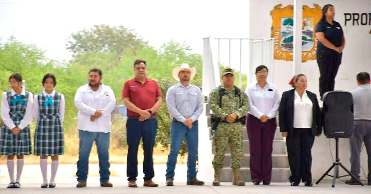 Se presentó también la conferencia de Raúl Arteaga “El Ruedas”.