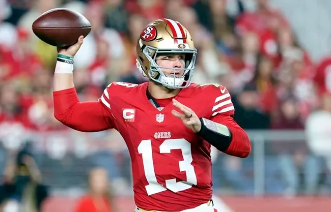 El equipo de la Bahía se impuso en un duelo defensivo en el encuentro de Lunes por la Noche ante Carolina Panthers (6-6)