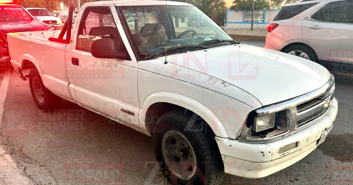 Accidente en carretera Presa La Amistad involucra a dos camionetas