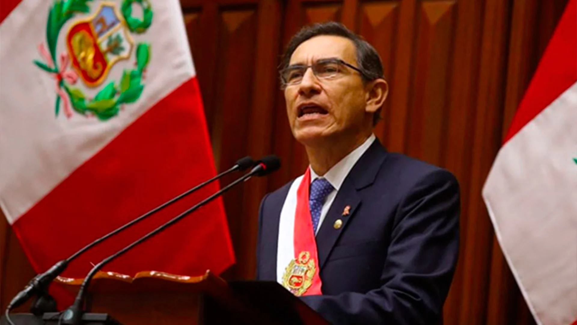 Vizcarra fue condenado a 14 años de cárcel por cohecho, acusado de recibir sobornos de dos empresas cuando era gobernador de Moquegua.