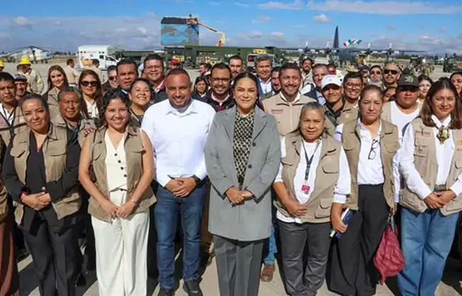 Ariadna Montiel reconoce la labor del personal de Protección Civil