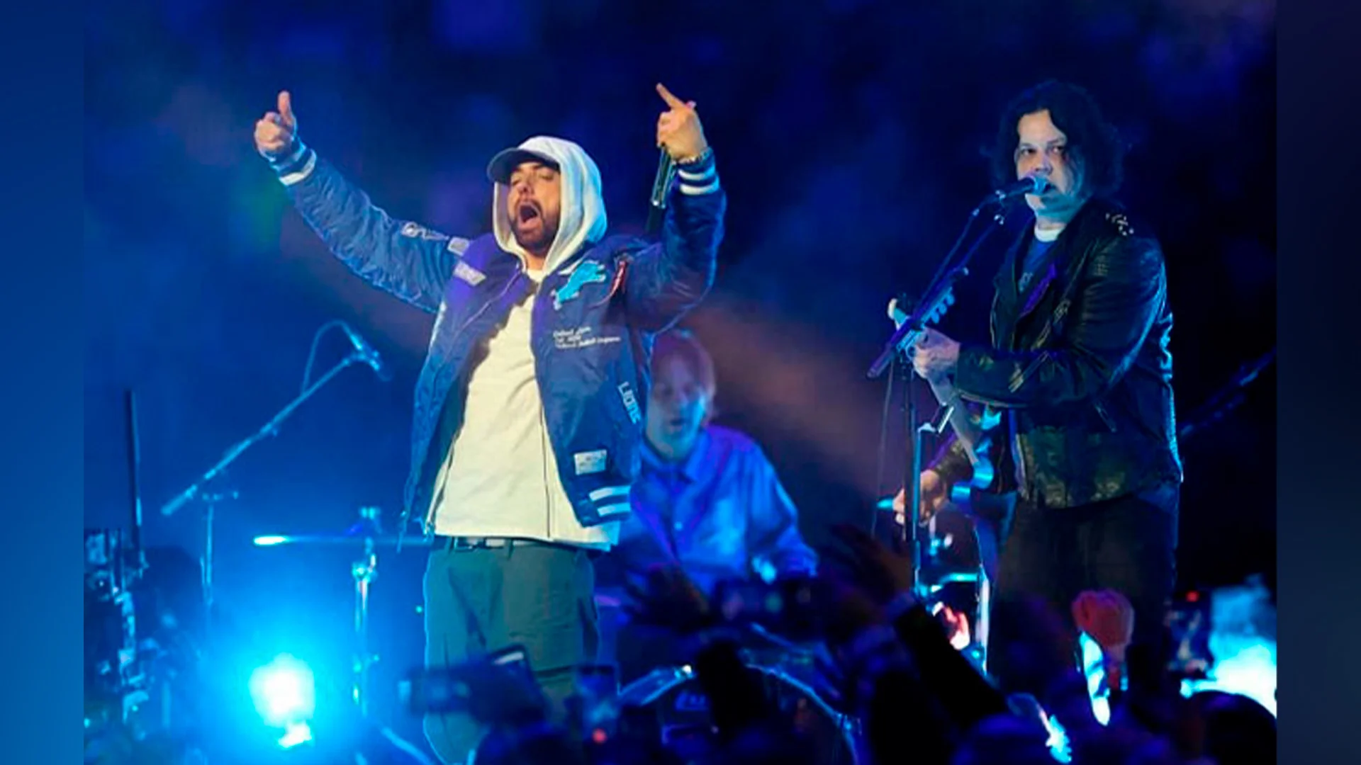 Sorprende Eminem en concierto de Jack White para la NFL
