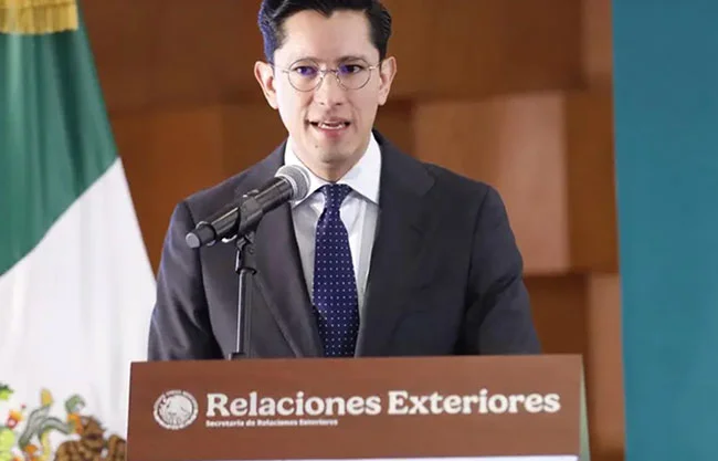 Roberto Velasco queda encargado del despacho de la SRE