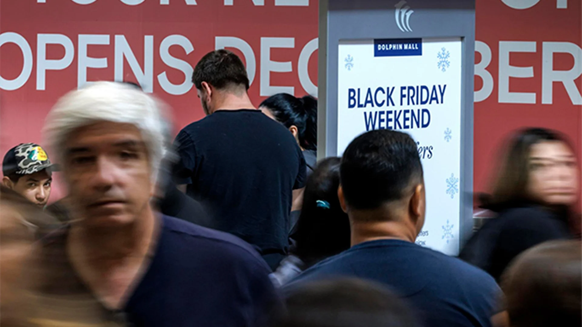 Los consumidores de Estados Unidos gastaron durante el Black Friday un 9.1 por ciento más que el año anterior.