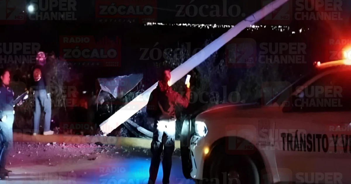 Jóvenes resultan ilesos tras aparatoso accidente en la colonia Guillén