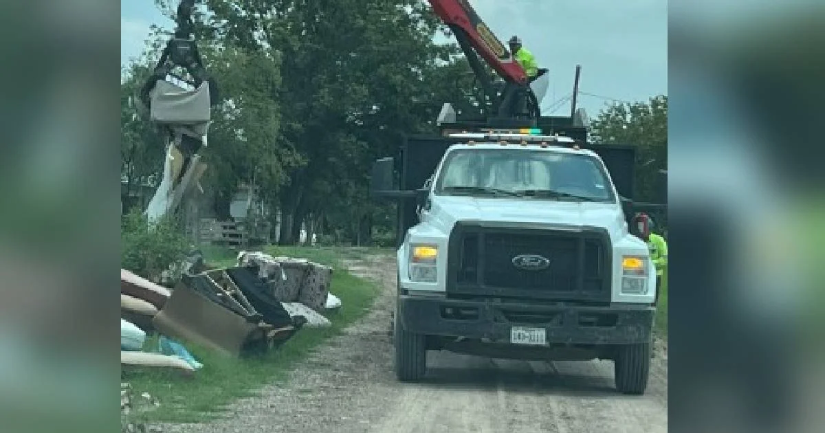 Precinto 3 inicia campaña de limpieza durante todo diciembre