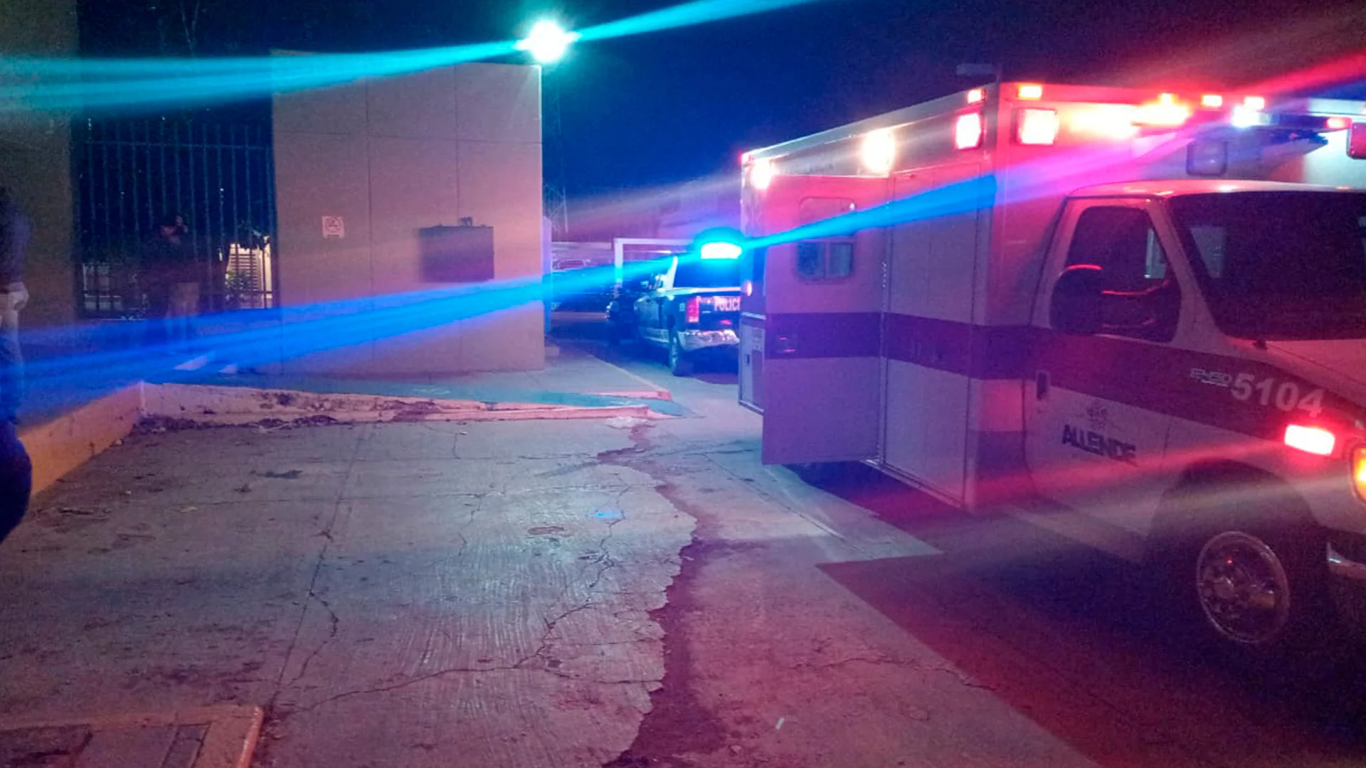 Fue trasladado a un hospital del IMSS, donde se confirmó su fallecimiento.