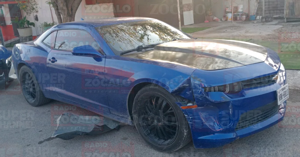 Choque de texanos solo causa daños materiales