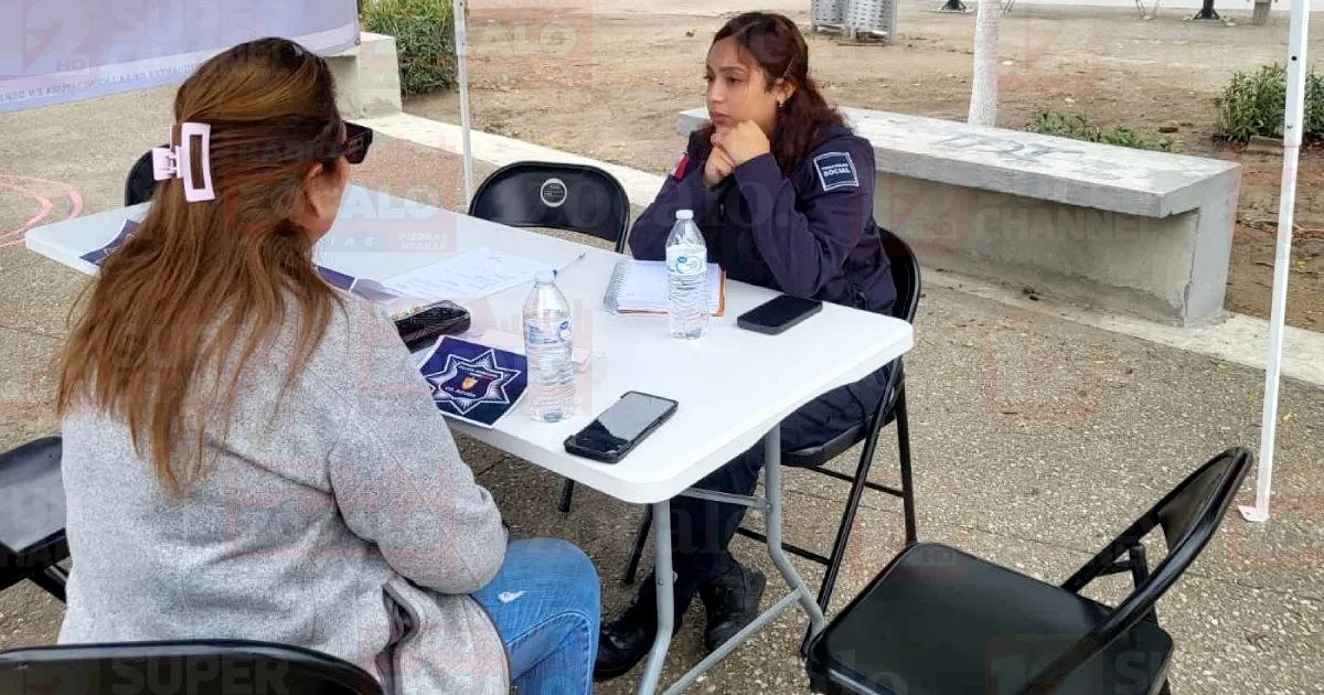 Seguridad Pública acerca servicios con brigada ciudadana