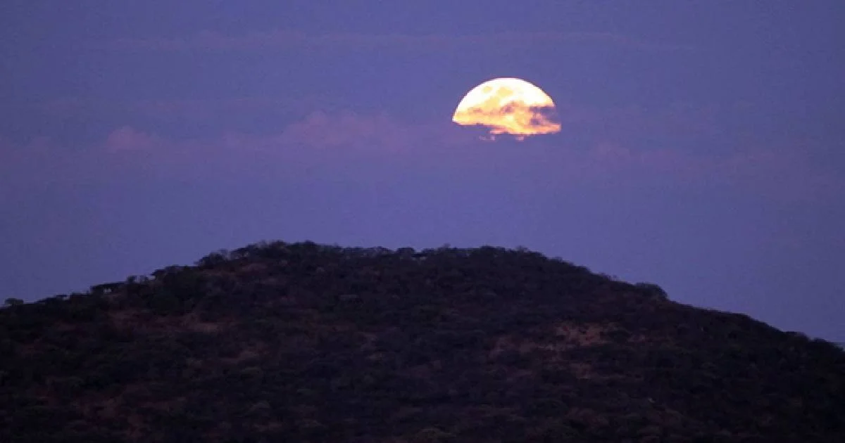 Superluna, Mercurio y lluvia de meteoritos: Los fenómenos astronómicos visibles de diciembre 2025