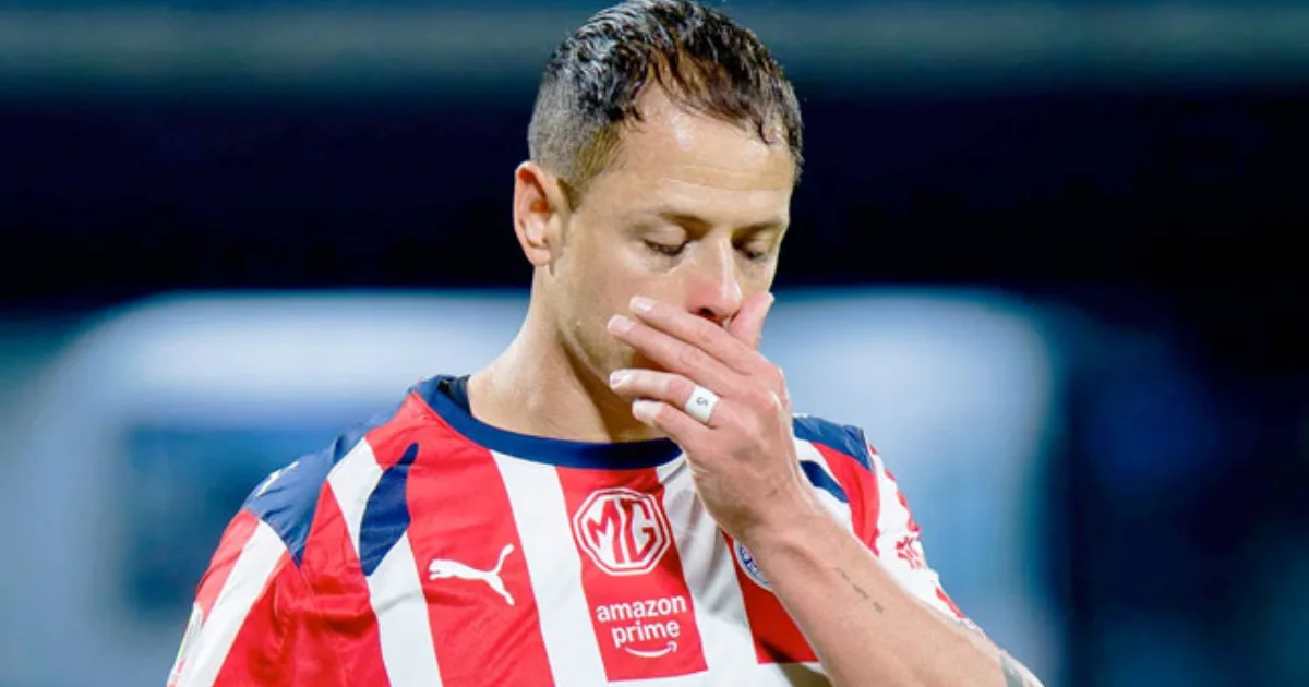 Chicharito no seguirá en Chivas; analiza ofertas para su futuro