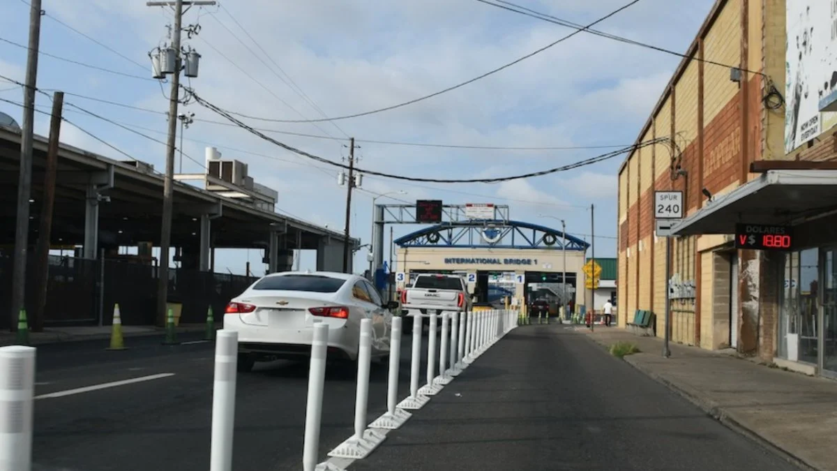 Se registró una baja del 13% y 15% en los cruces de los automóviles particulares y comerciales, respectivamente