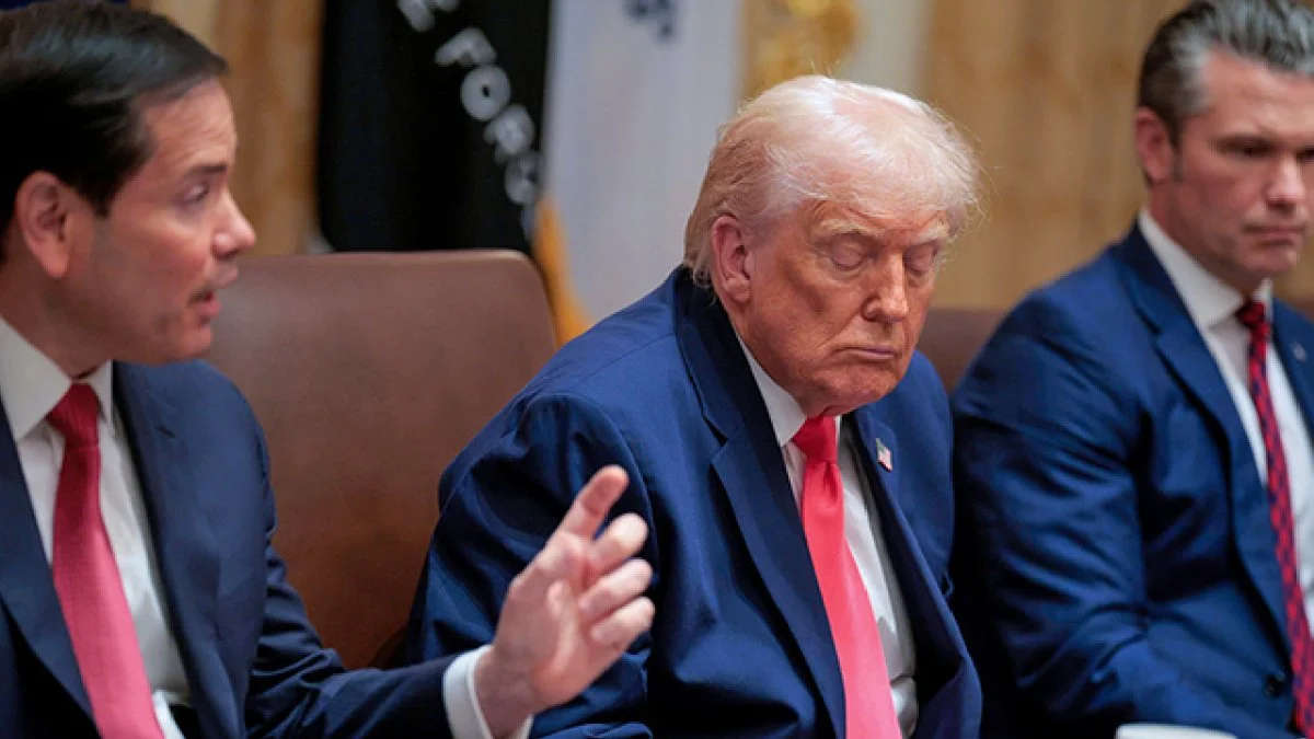 VIDEO: Trump se queda dormido durante reunión con su gabinete mientras Rubio habla de Ucrania