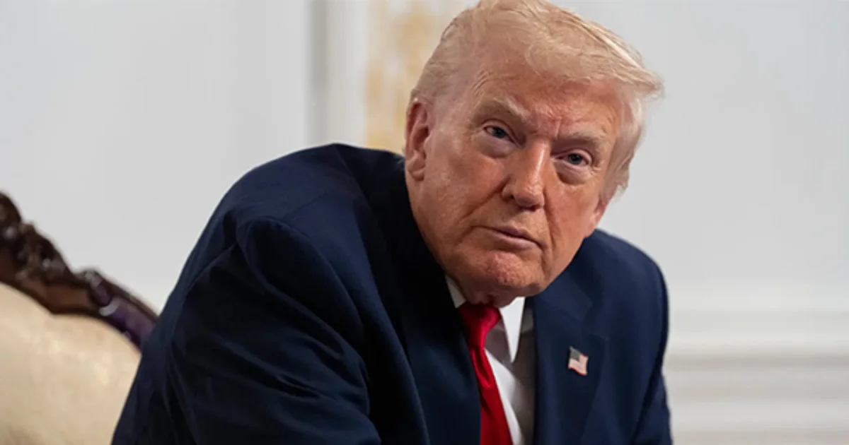 Trump sugiere que dejará expirar el T-MEC y buscará un nuevo acuerdo con México y Canadá