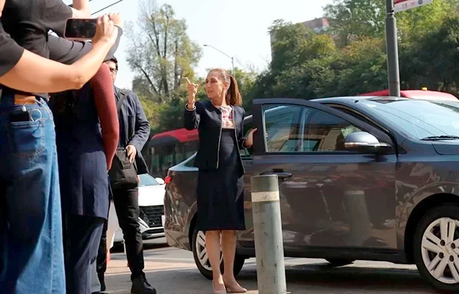 La Presidenta Claudia Sheinbaum aseguró que en la reunión de manañana en Washington dirá a Donald Trump "¡Qué Viva México!"