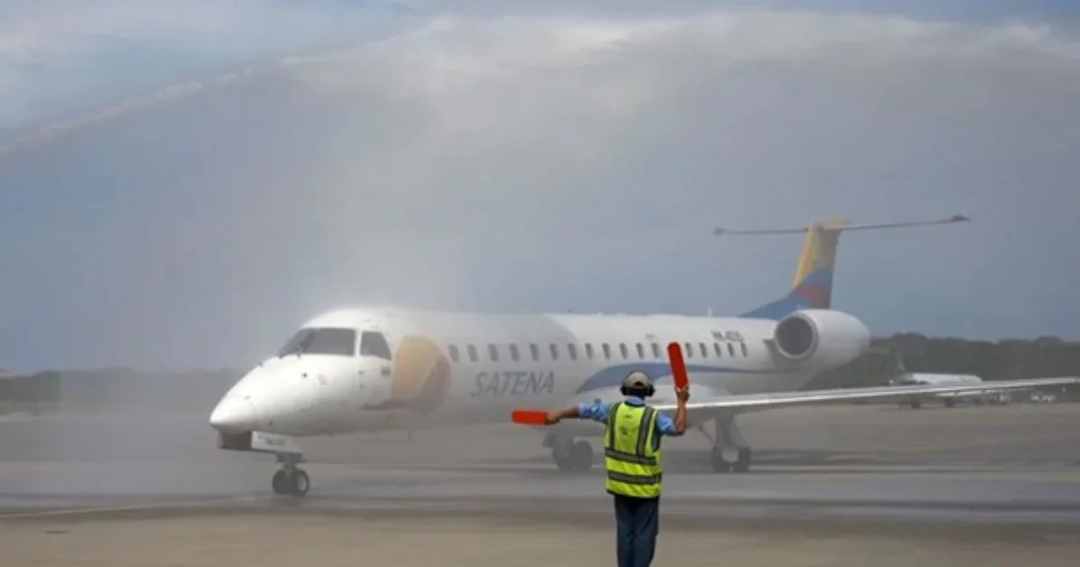 Suspende aerolínea estatal de Colombia vuelos a Venezuela