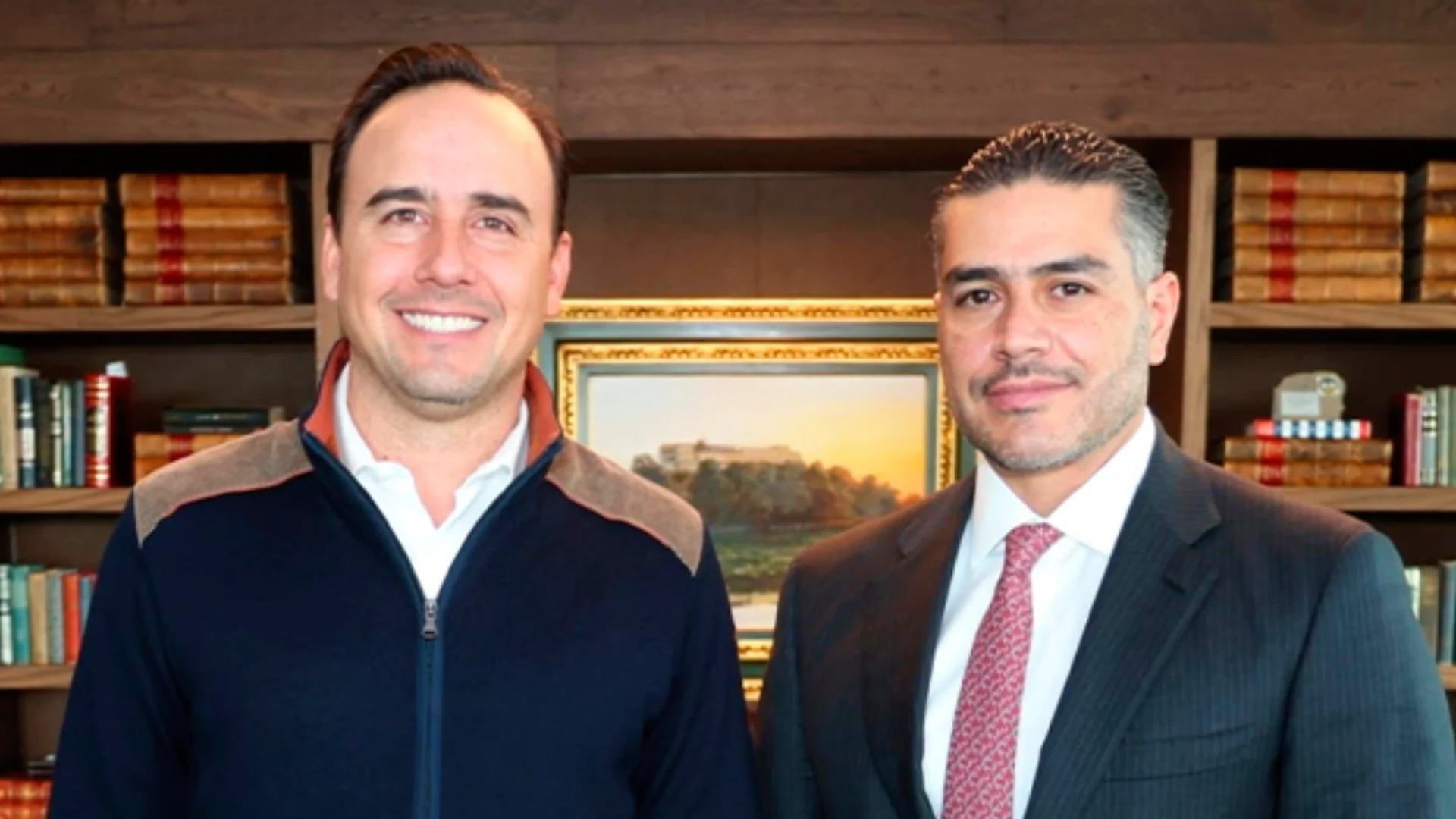 Charlan sobre el fortalecimiento del trabajo entre las dependencias.