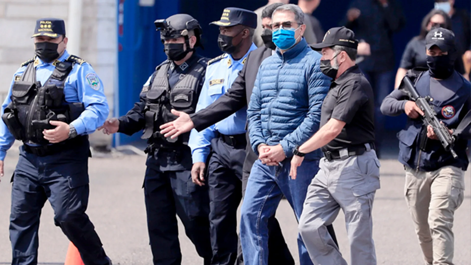 Los polémicos indultos de Trump: un centenar de narcotraficantes, corruptos y estafadores