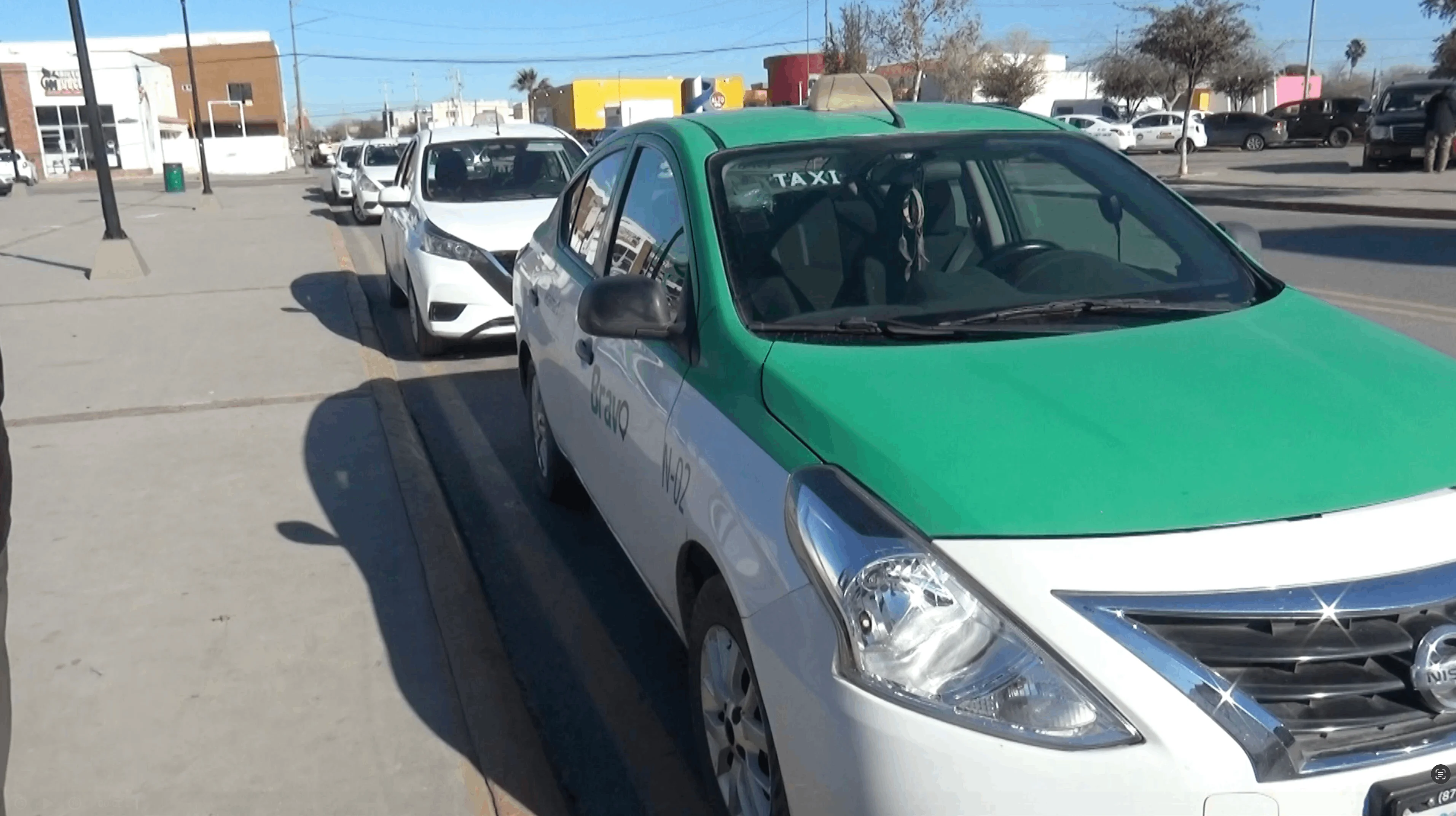 Quien no cumpla dentro del plazo deberá cubrir un interés del 10 por ciento sobre el saldo insoluto sobre la deuda que tenga el concesionario.