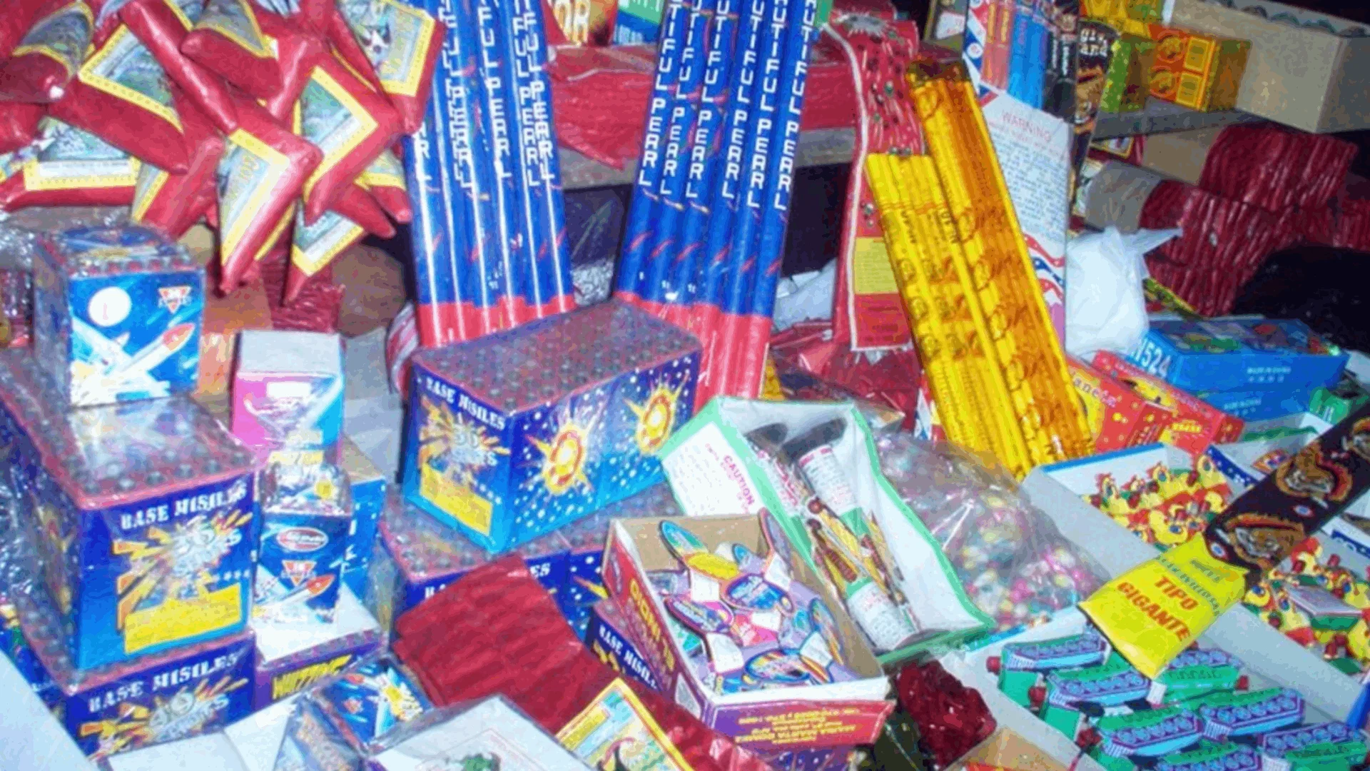 Venta de cohetes será permitida a partir del 20 de diciembre