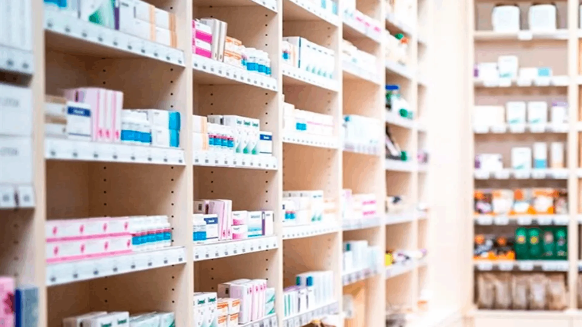 Queda corta, de nuevo, compra consolidada de medicamentos