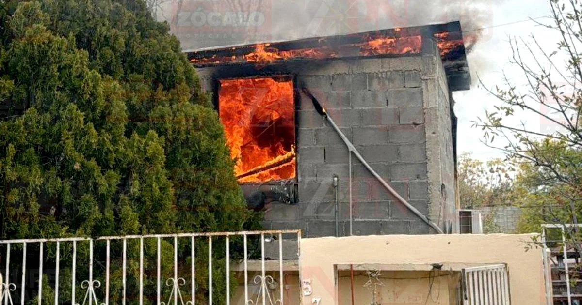 Incendio en vivienda de Acuña moviliza a bomberos; una menor de 13 años se encontraba sola en el interior del domicilio al momento del siniestro.