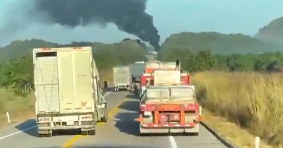 Se desataron balaceras y narcobloqueos en Escuinapa, Sinaloa