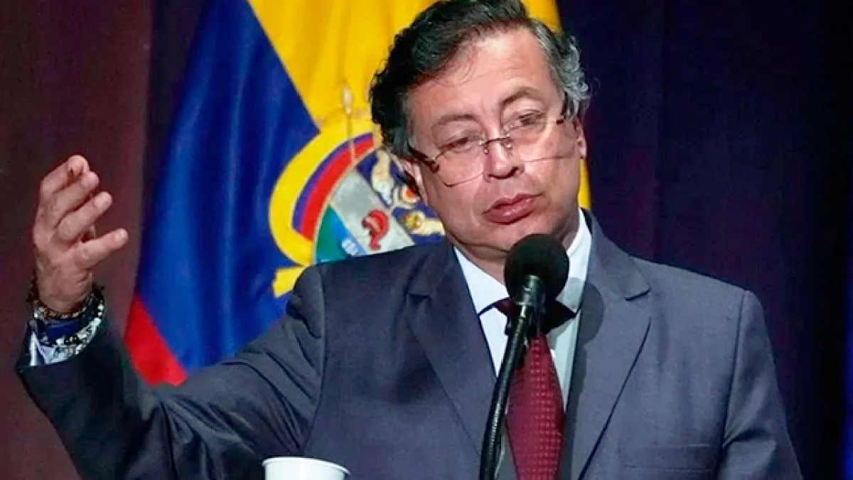 Critica Petro a Trump: Estados Unidos robó territorio mexicano